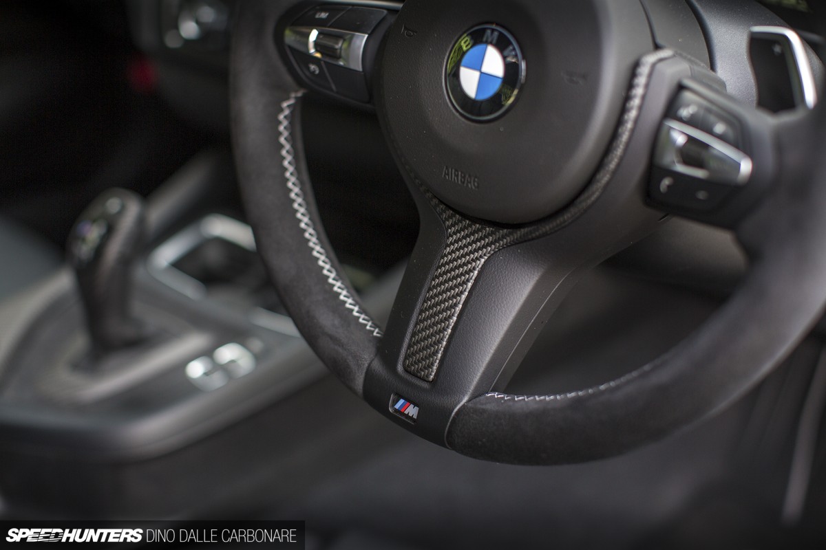 235iM-M-Performance-11