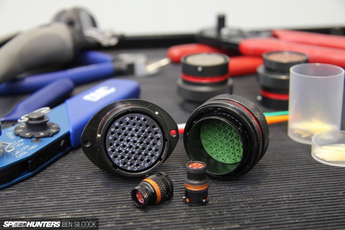 mil-spec-wiring-components - 14 - Speedhunters