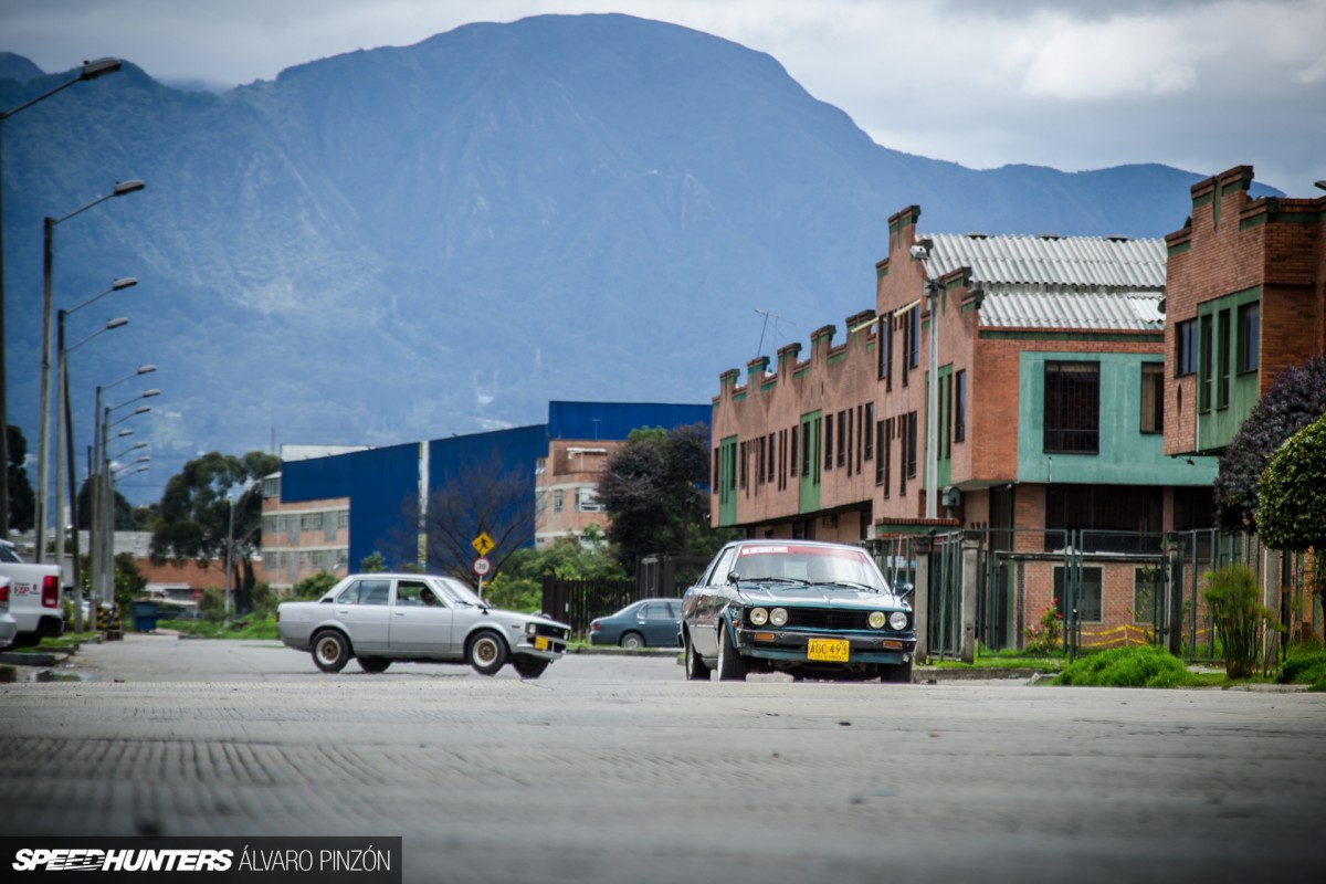 A Peek Inside Colombian Car Culture