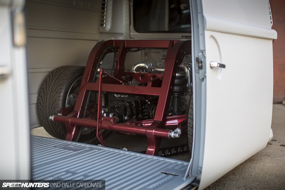 SilverRest-VW-Bus-15