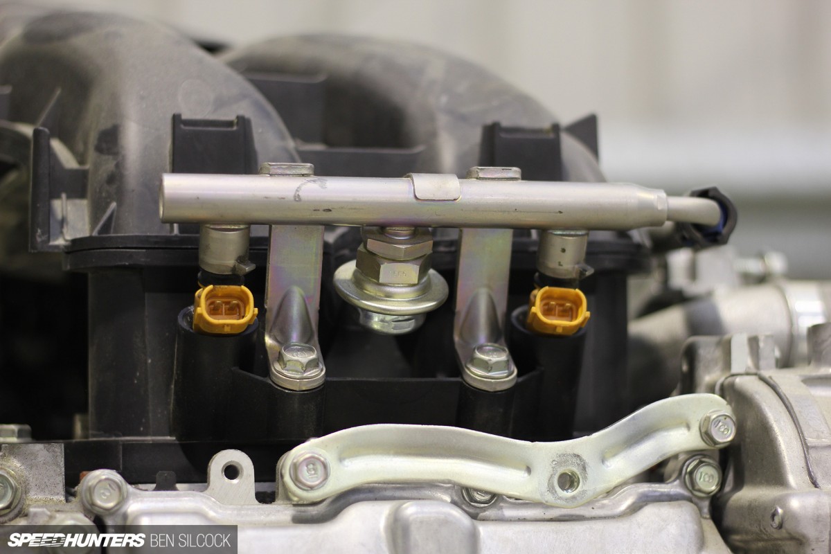 setting fuel pressure - 11