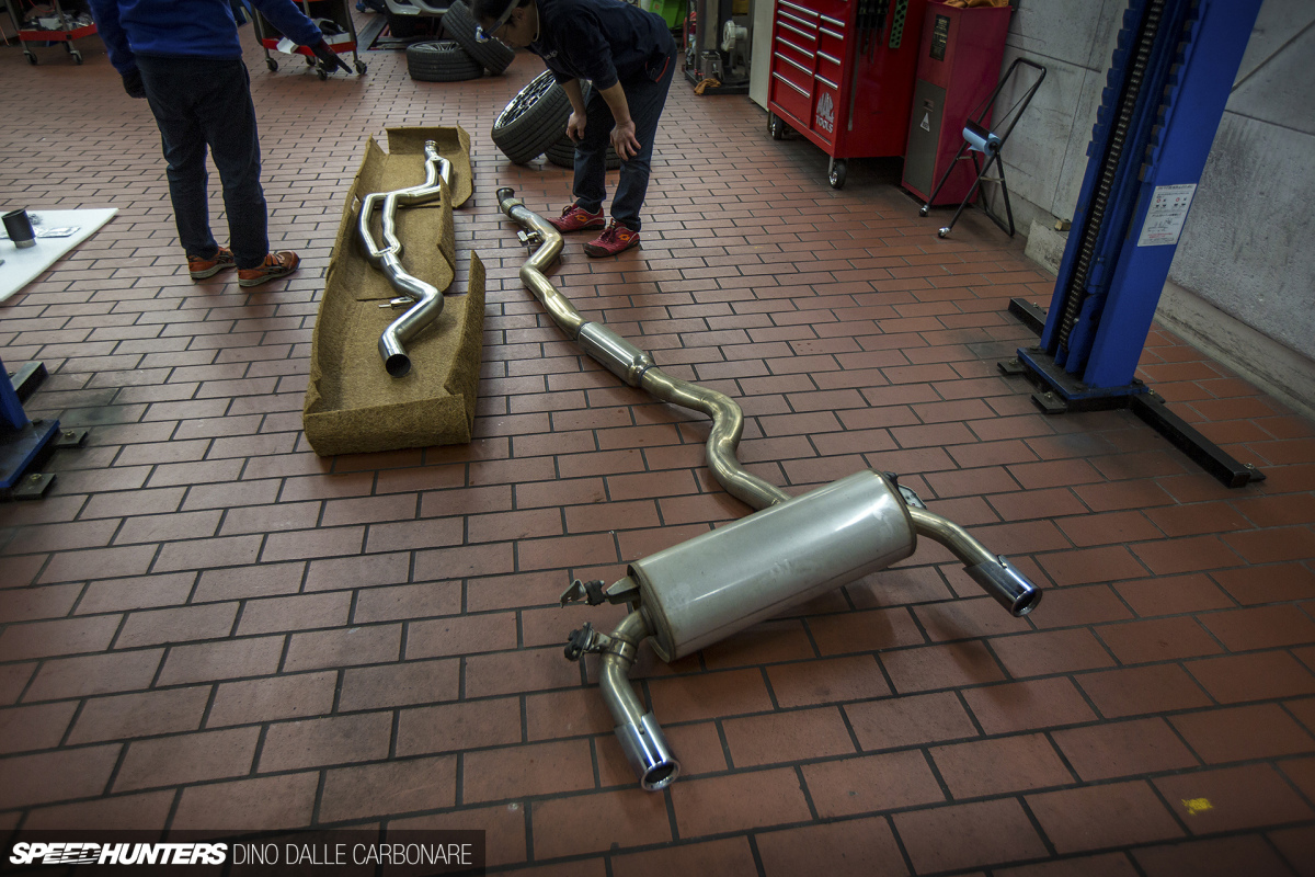 Akrapovic-project-droptop-20
