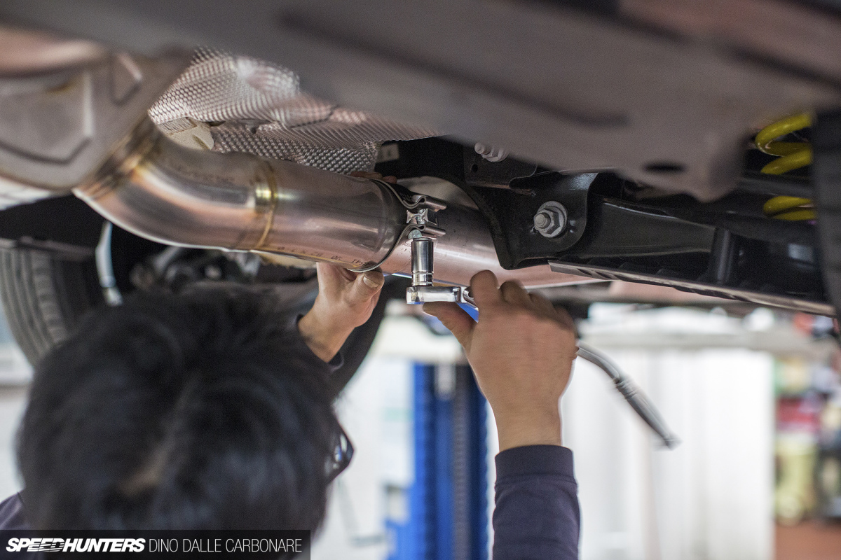 Akrapovic-project-droptop-25