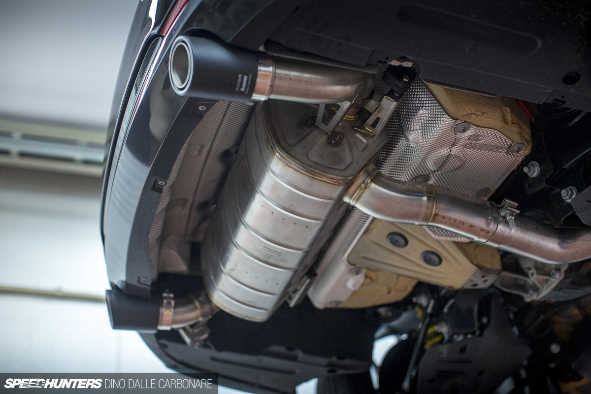 Akrapovic-project-droptop-28