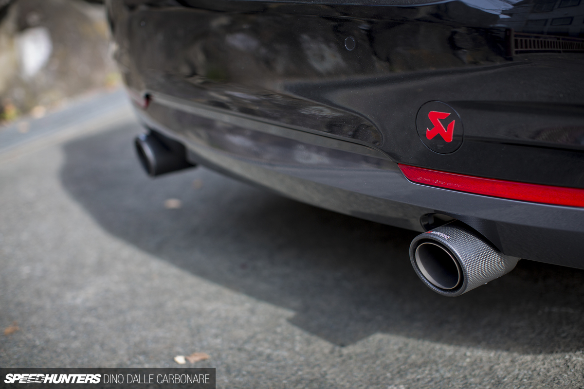 Akrapovic-project-droptop-30