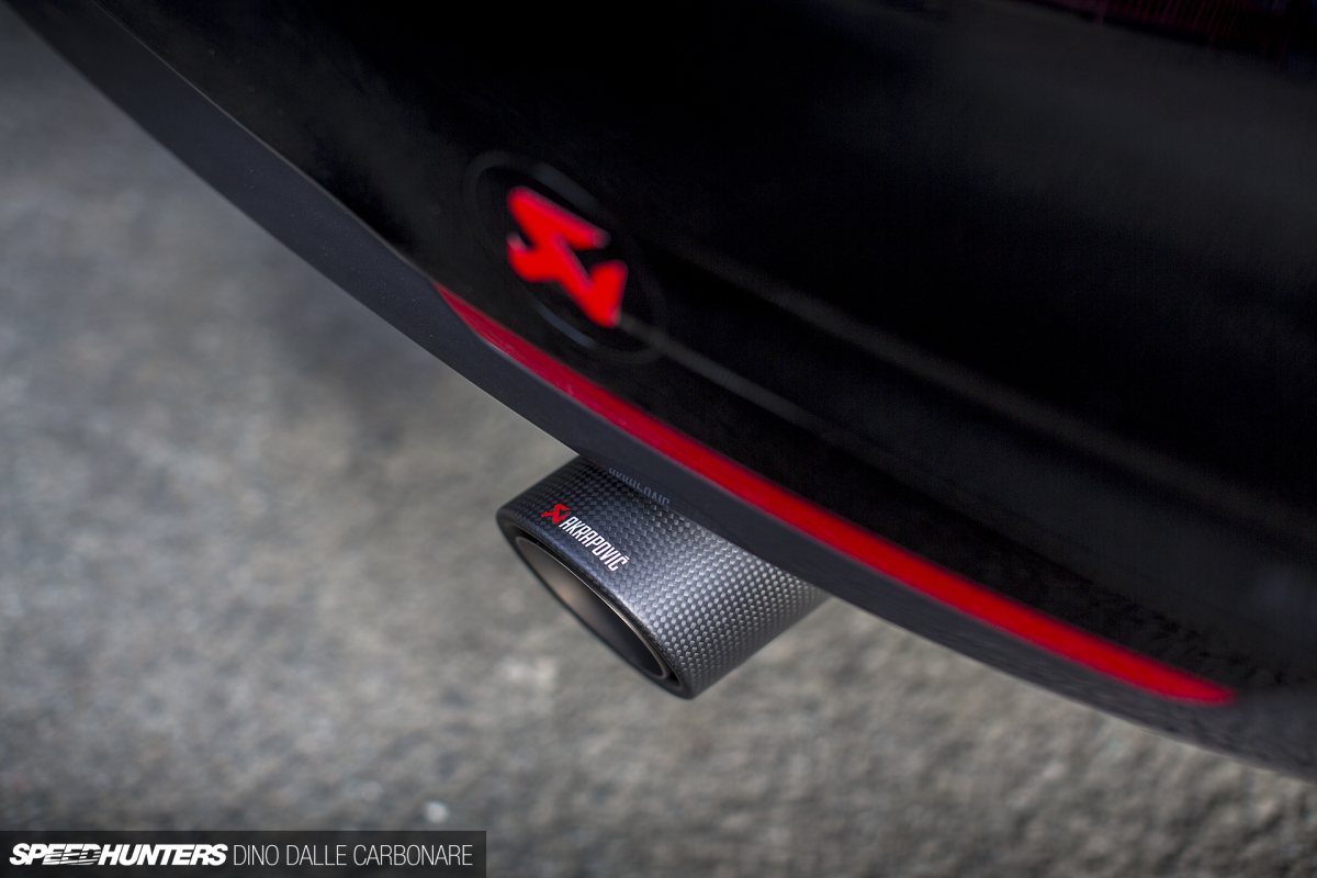 Akrapovic-project-droptop-31