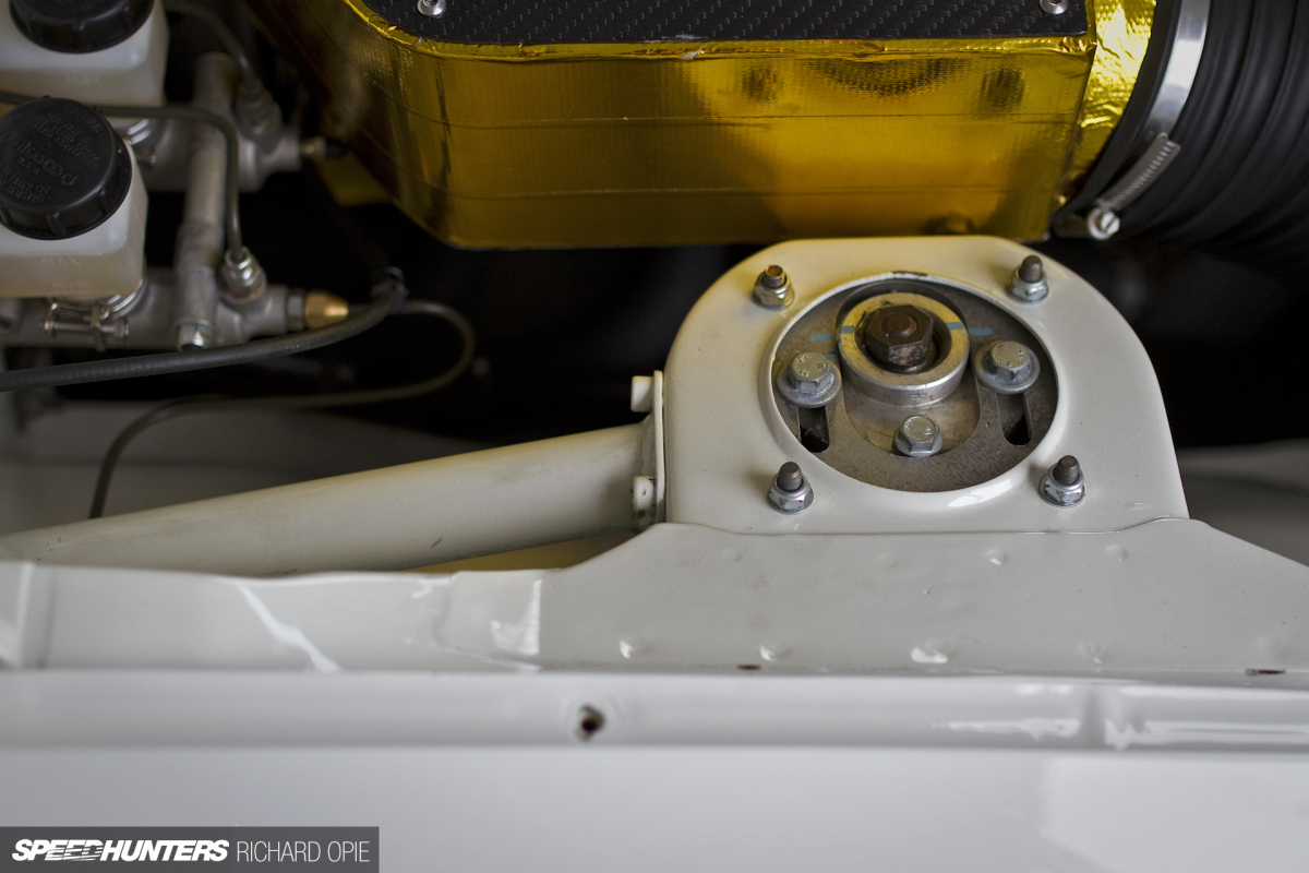 Mazda_RX7_SA22C_13B_Barrett (3)