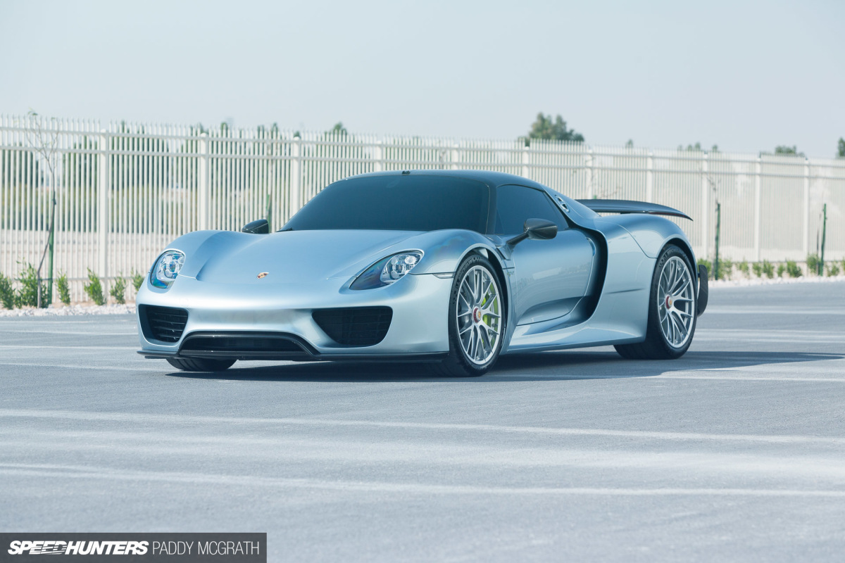 CarsOfFeb2016-Porsche-918-by-Paddy-McGrath-7