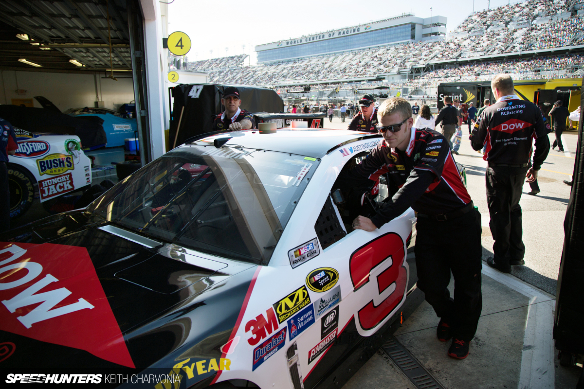 Speedhunters-Keith-Charvonia-Daytona-NASCAR-Garage-28