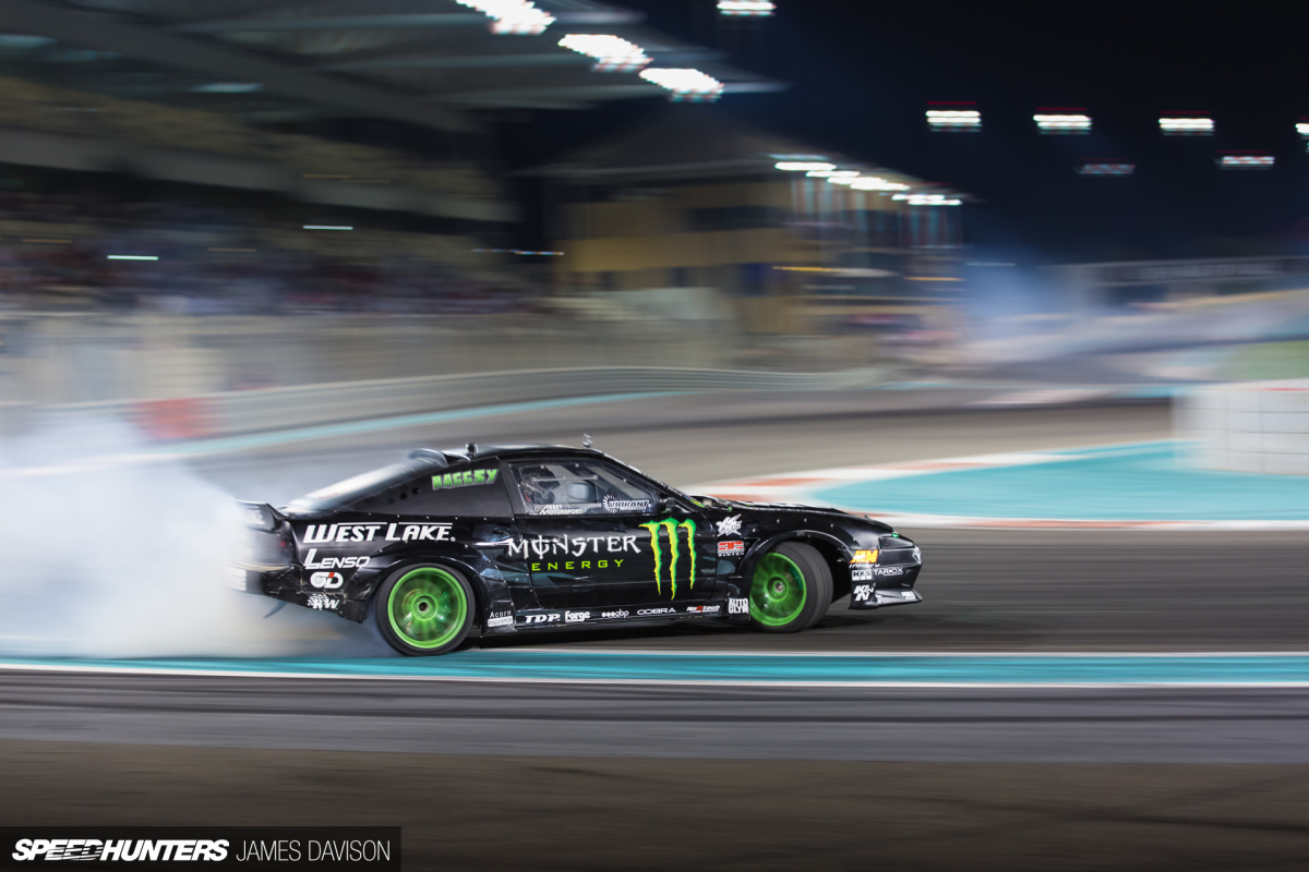 Abu Dhabi Drift: Allstars In The Middle East