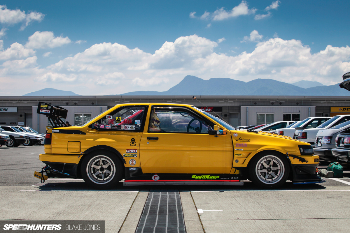 http://speedhunters-wp-production.s3.amazonaws.com/wp-content/uploads/2016/08/01051259/86-Style-Festival-7079-1200x800.jpg