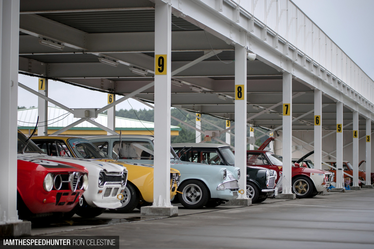 Bayside Racers Battle In The Rain