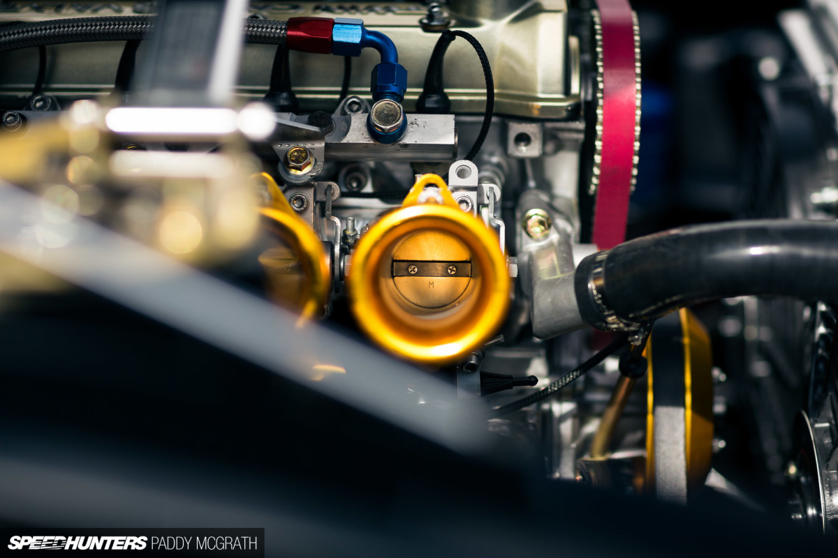 2016 AE86 Noir Limité 16V par Paddy McGrath-8