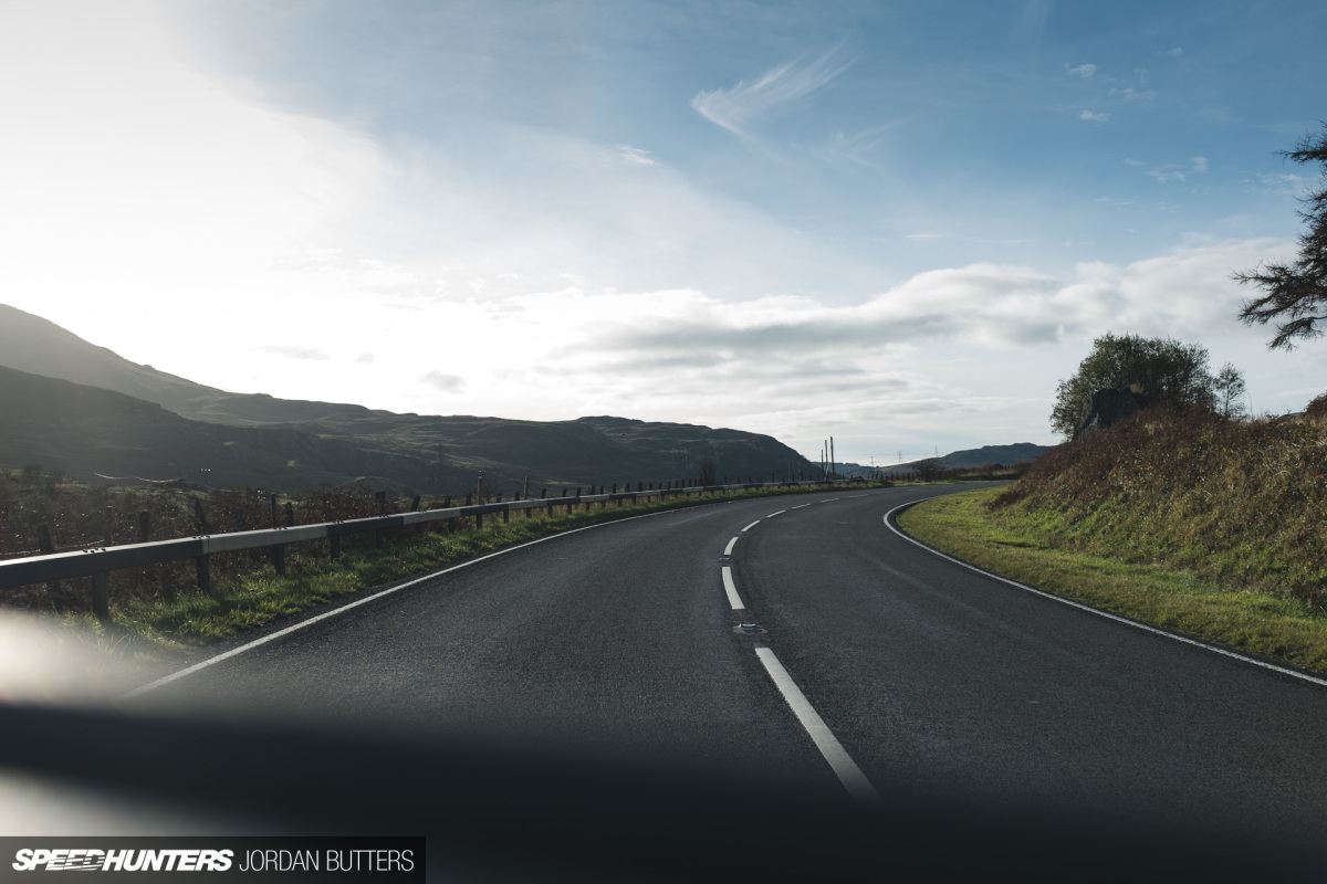 drivingroads-jordanbutters-speedhunters-39