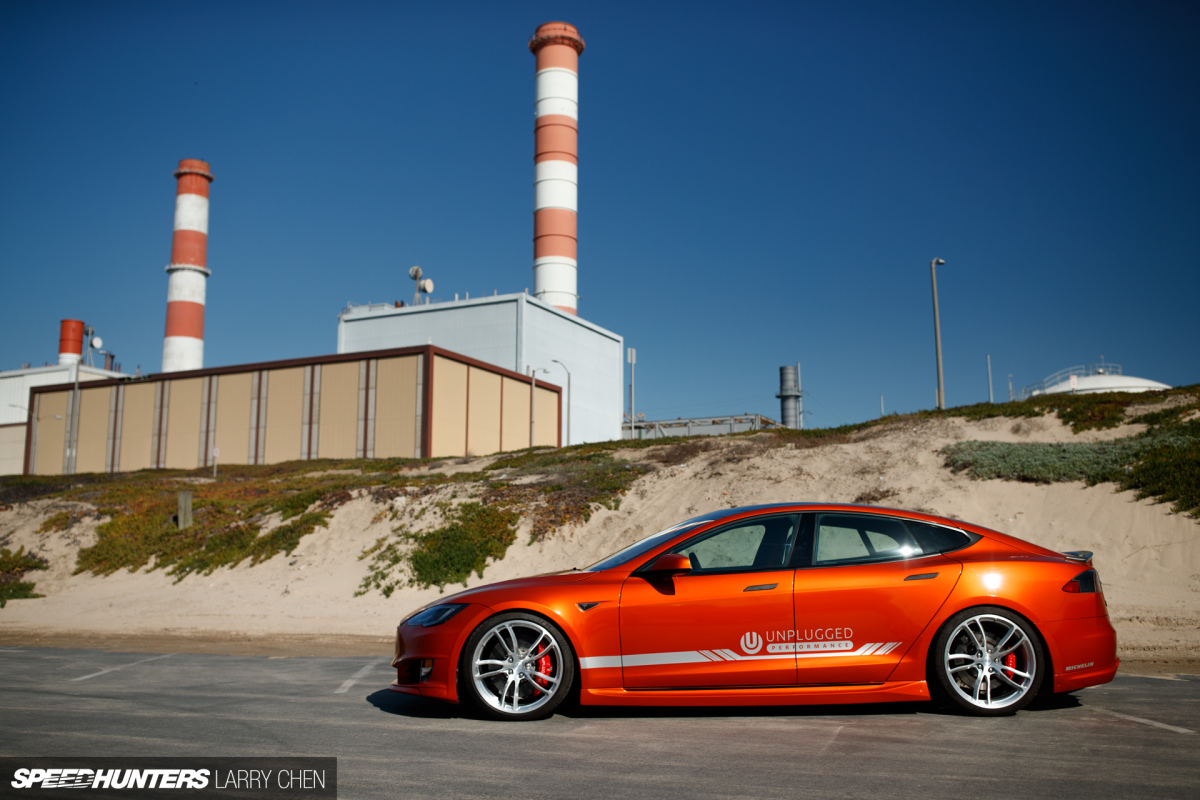 Larry_Chen_2017_Speedhunters_Unplugged_Model_S_03-1200x800.jpg