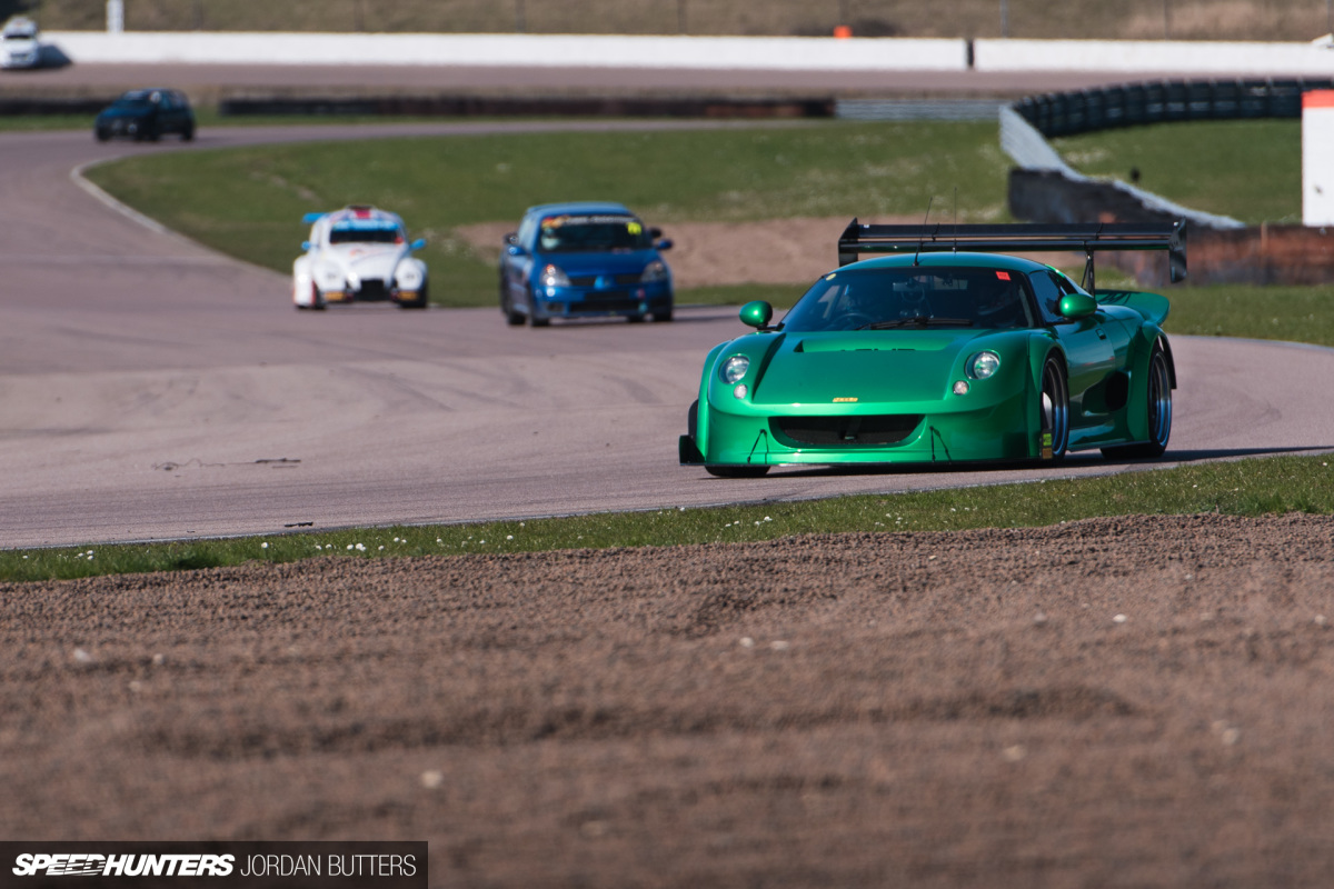 noble-m12-jordanbutters-speedhunters-6