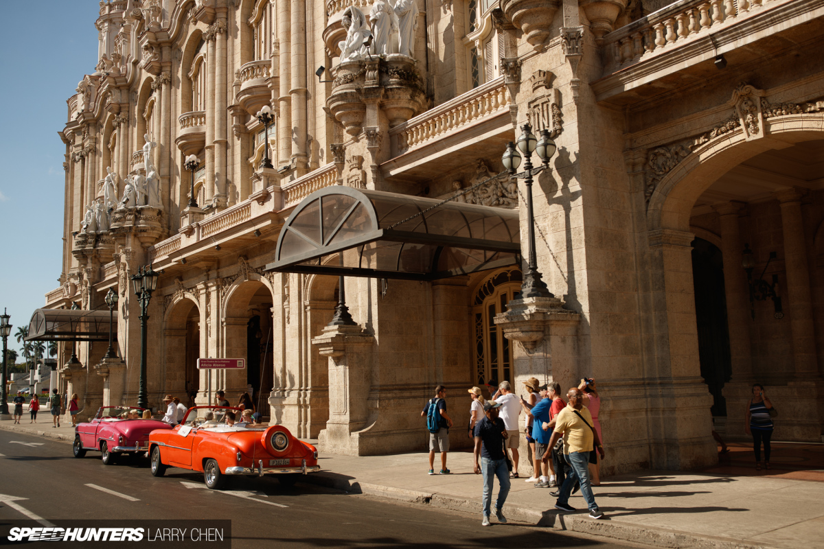 Larry_Chen_Speedhunters_havana_cuba_car_spotting_26
