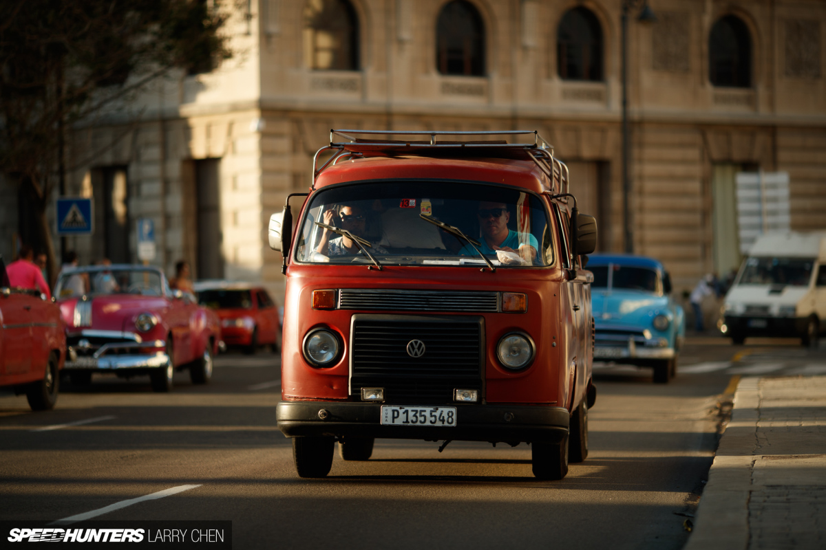 Larry_Chen_Speedhunters_havana_cuba_car_spotting_52
