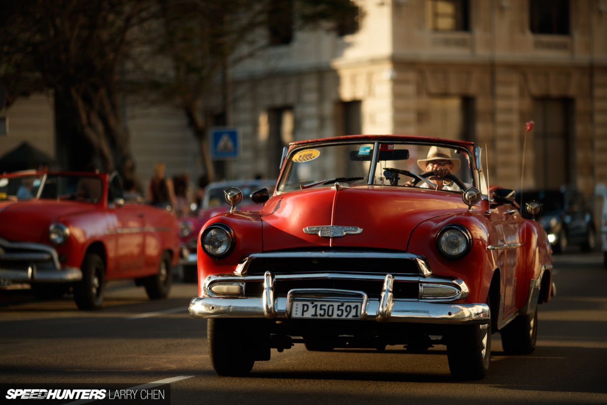 Larry_Chen_Speedhunters_havana_cuba_car_spotting_99
