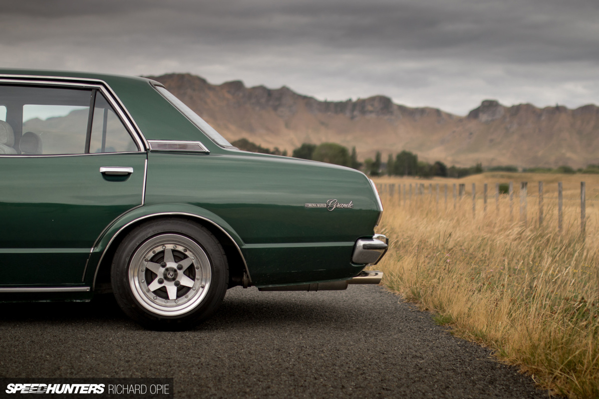 Toyota_Corona_Mark II_Cressida_V12_Speedhunters_Richard_Opie_2017 (17)