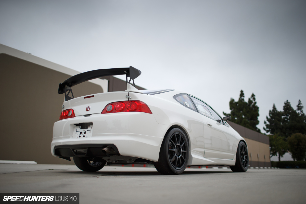 The Thoroughbred: A DC5 RSX Racer