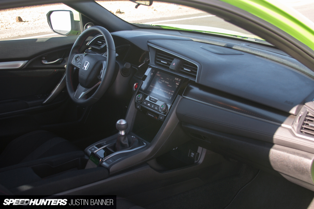 Speedhunters_Civic_Si_Driving_Impressions_Justin_Banner-41N