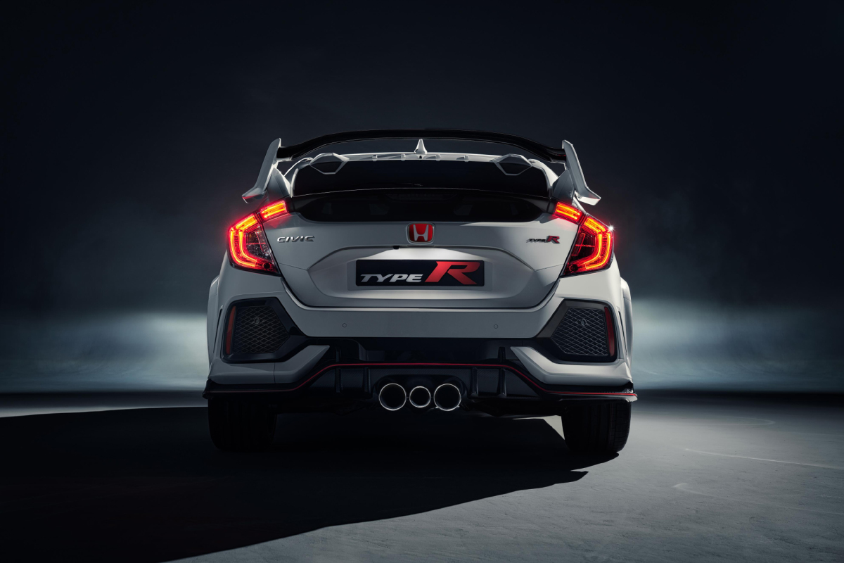 03___2017_Civic_Type_R__European_Version_