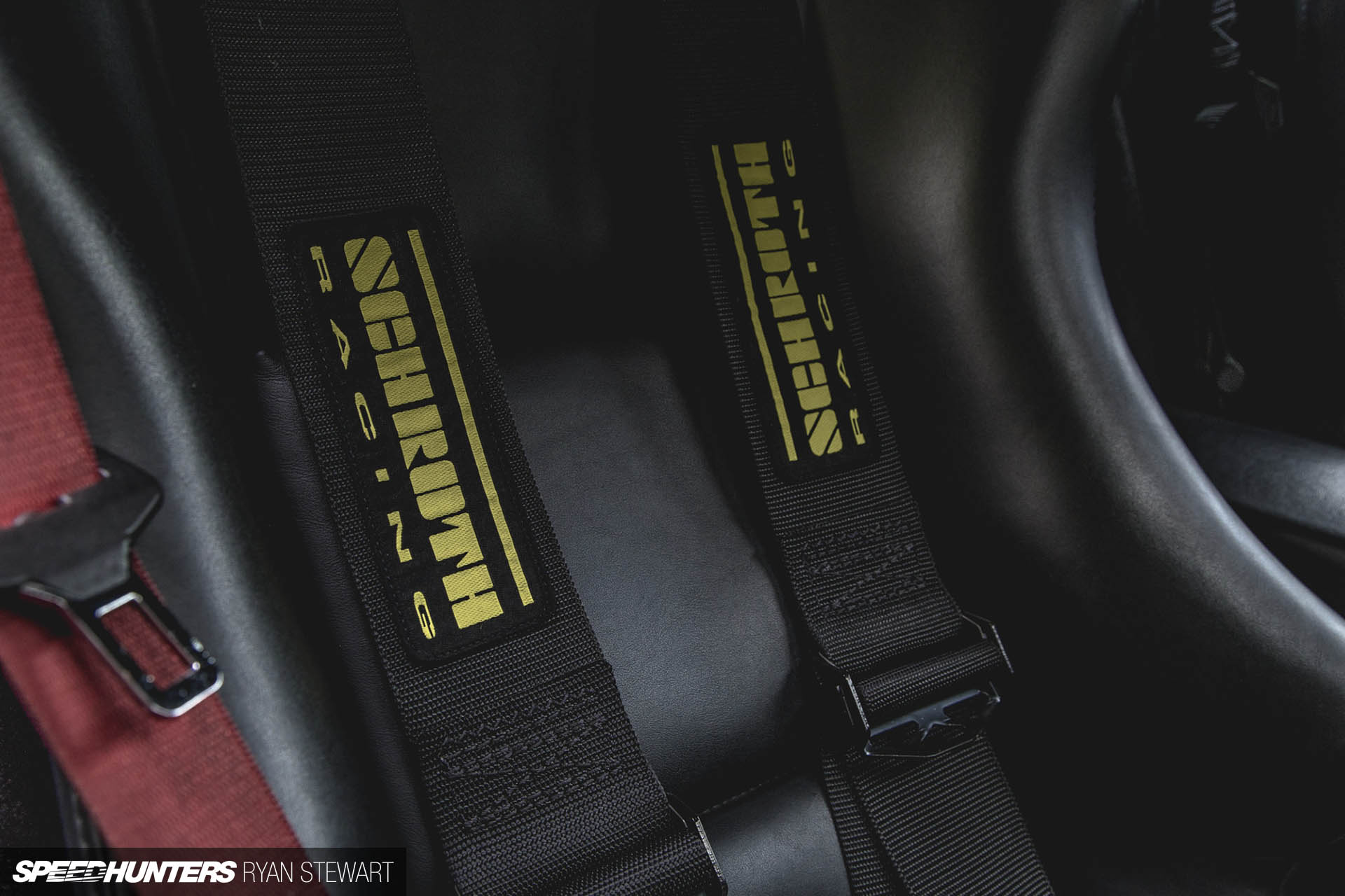 DUAL INDIVIDUAL SHOULDER HARNESSES AND SIMILAR RACING APPLICATIONS STREET STOCK 5 WAY PURE STOCK GRAND NATIONAL MINI-STOCK NEW RJS RED RACING SEAT BELTS 5 POINT HARNESS FOR MODIFIED FACTORY STOCK LATE MODEL 