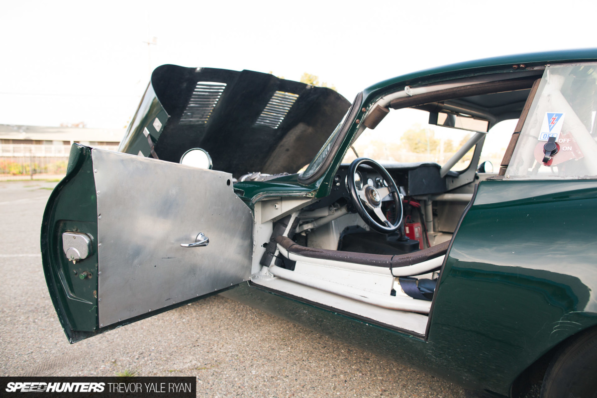 Shaken, Not Stirred: A '61 E-Type Race Car - Speedhunters