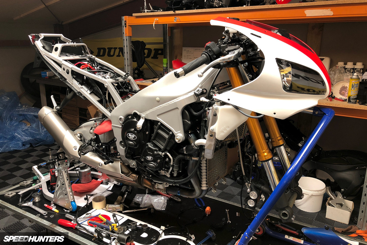 Yamaha-R1--WE98-Mark-Boxer-Speedhunters (71)