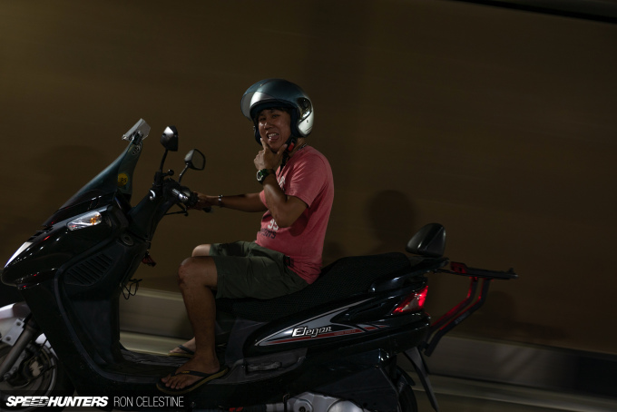 ron_celestine_backwheelbitches_malaysia_nightmeet_scooter