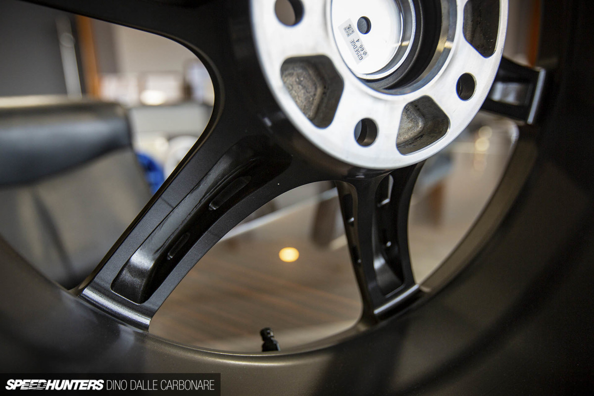 rays_volk_racing_dino_dalle_carbonare_34