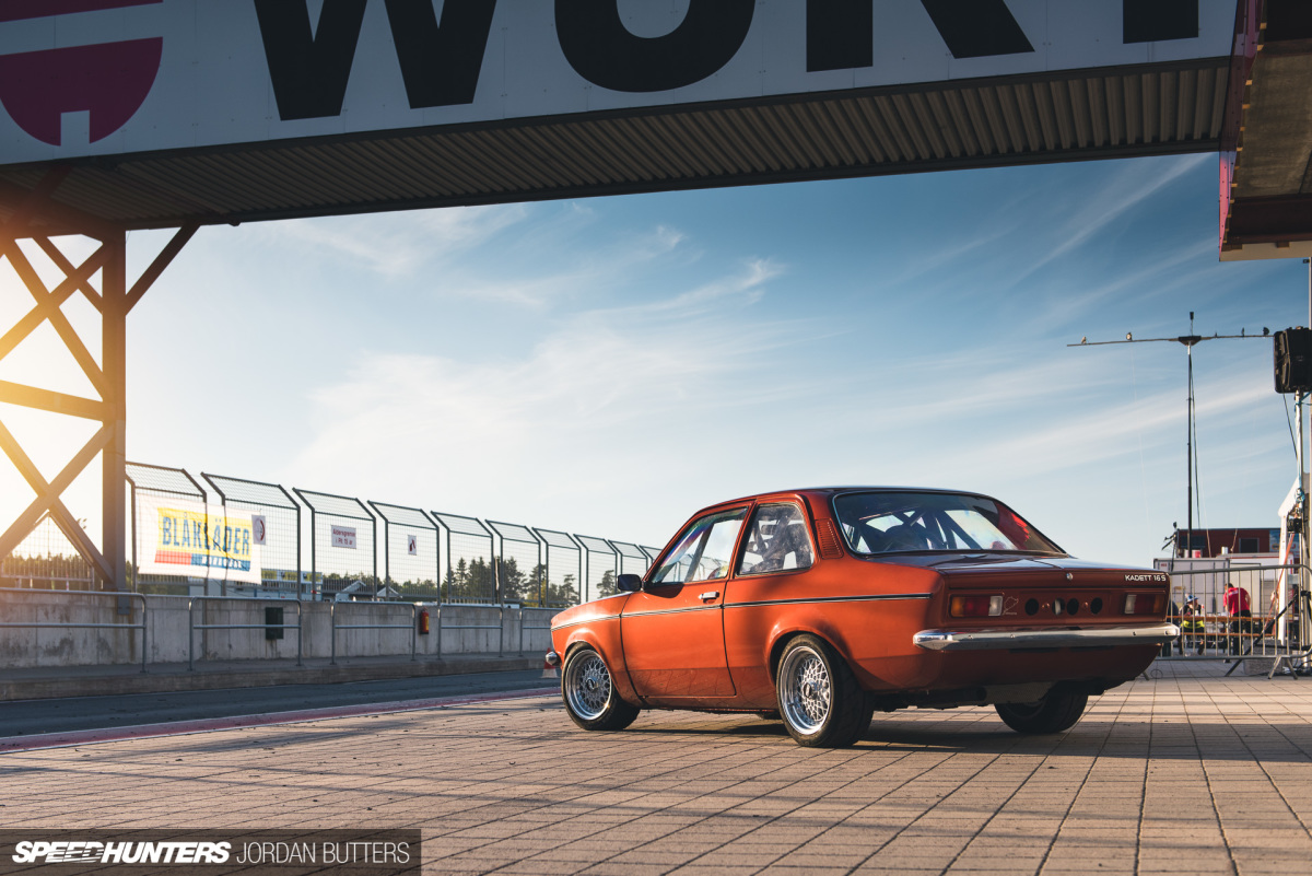 Opel Kadett V6 Honda par Jordan Butters Speedhunters-6