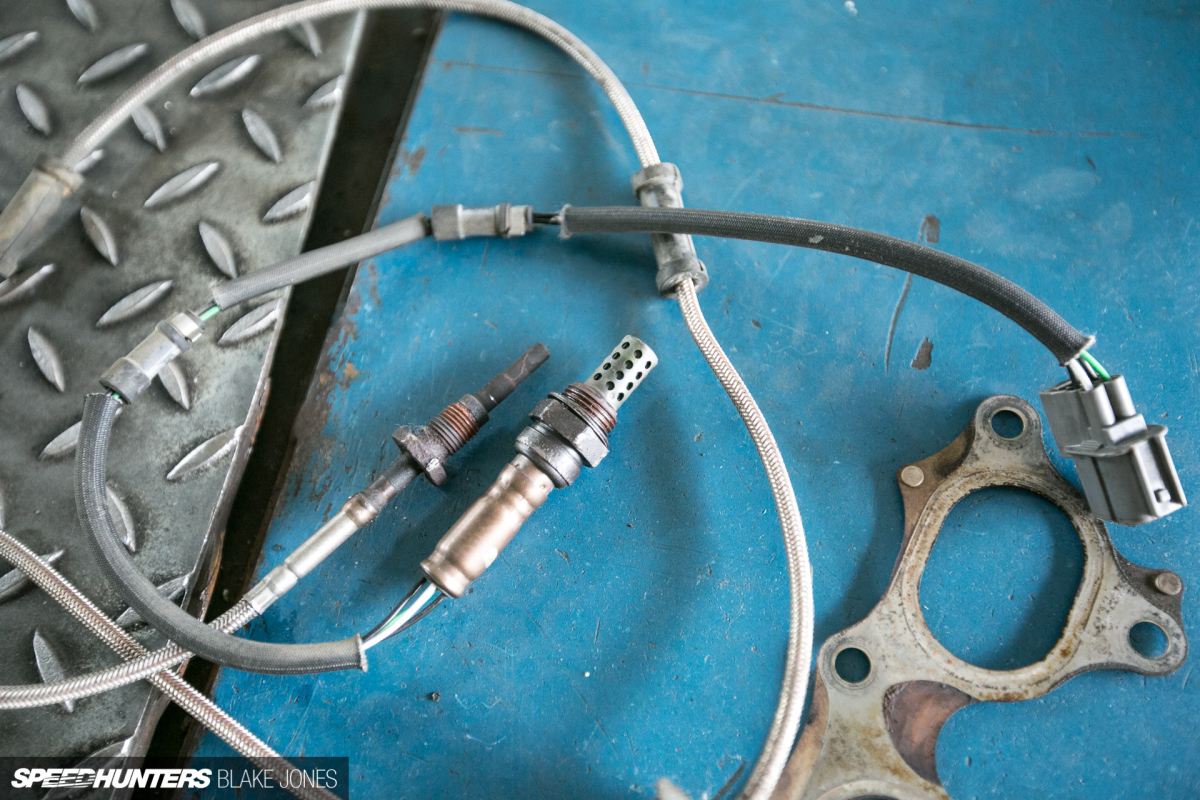 Fujitsubo-manifold-ProjectNSX-blakejones-speedhunters--21