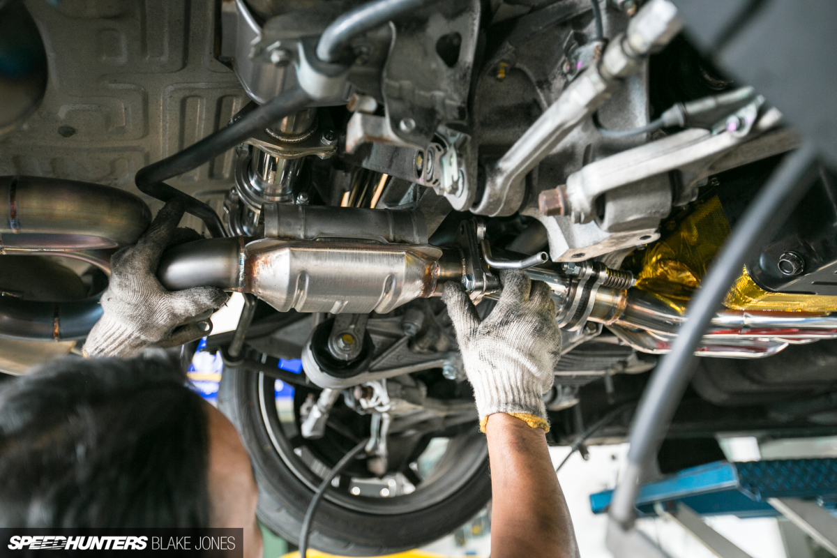 Fujitsubo-manifold-ProjectNSX-blakejones-speedhunters--56