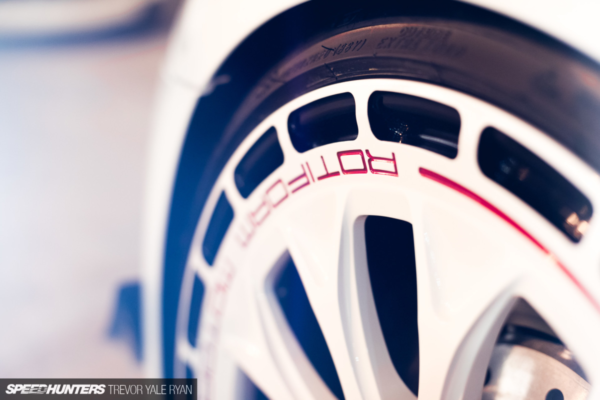 Supreme x Rotiform Aerodisc Wheel by Darkroast.co on Dribbble