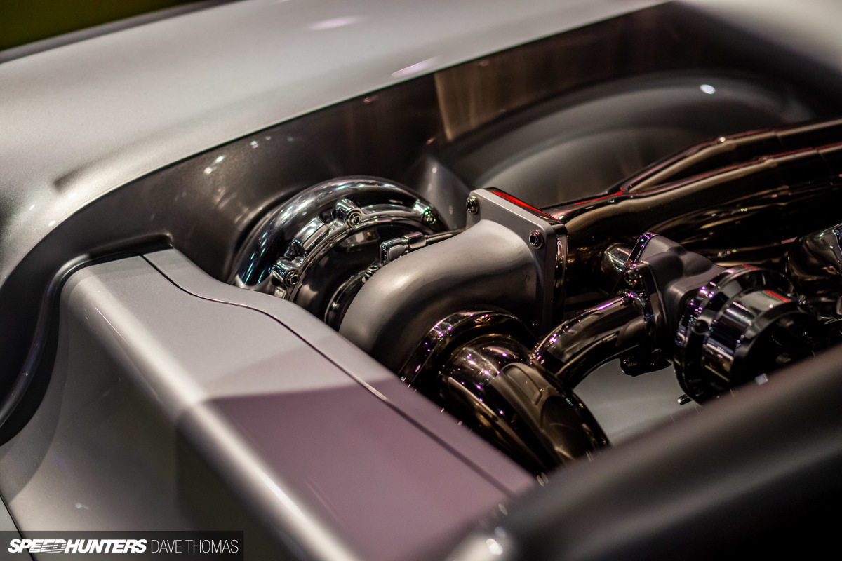 2018-SH_Engine-Bays-Of-SEMA_Dave_Thomas_8