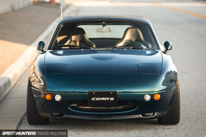 Spirit Road The Minimalist Miata With All The Parts