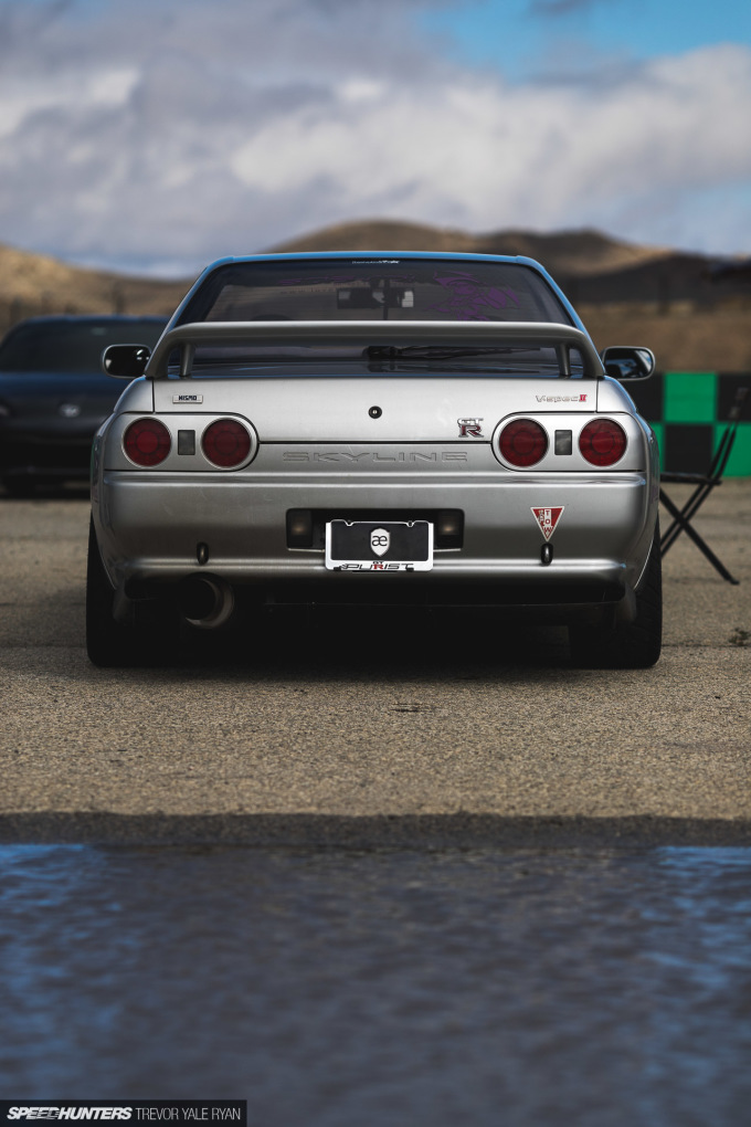 2018-Speedhunters_Itasha-Style-R32-Skyline_Trevor-Ryan-005_3222