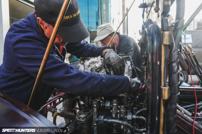 peking-to-paris-2019-tallinn-fixing-by-wheelsbywovka-59