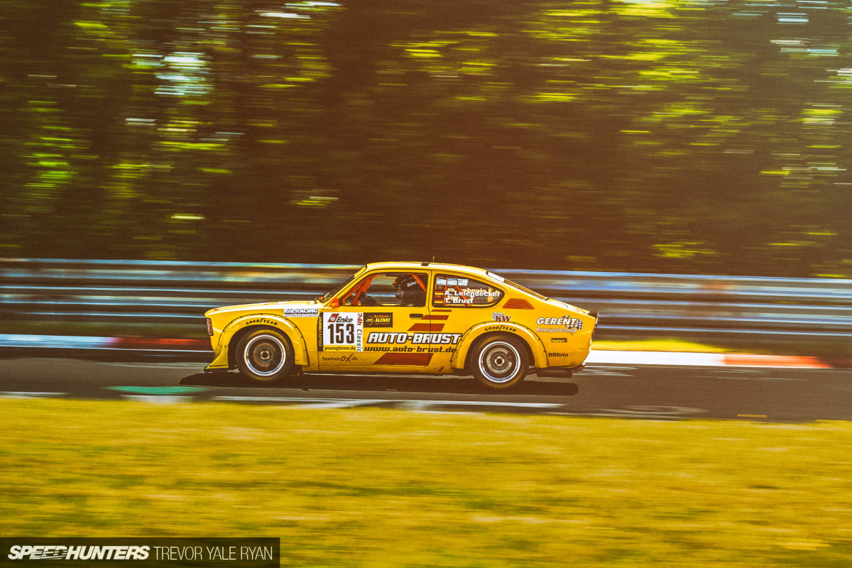 2019-Nurburgring-24H-Classic-Race_Trevor-Ryan-Speedhunters_082_6879