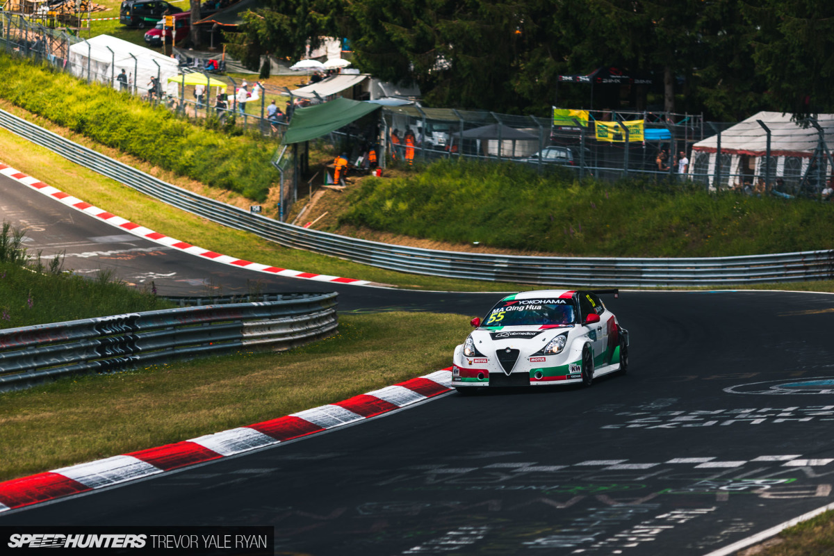 2019-Nurburgring-24-Hour-Fans-And-Camps_Trevor-Ryan-Speedhunters_006_5353