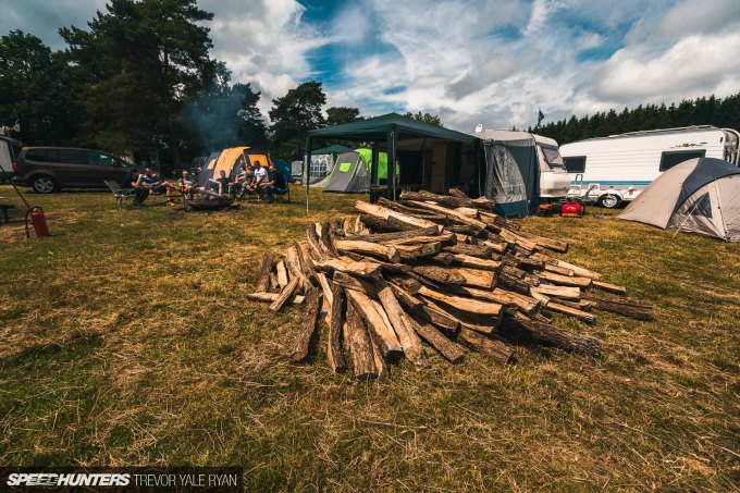 2019-Nurburgring-24-Hour-Fans-And-Camps_Trevor-Ryan-Speedhunters_013_5149