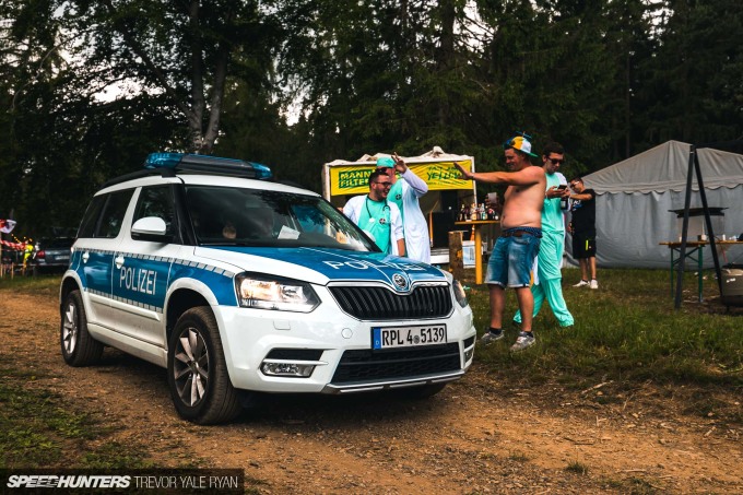 2019-Nurburgring-24-Hour-Fans-And-Camps_Trevor-Ryan-Speedhunters_030_5561
