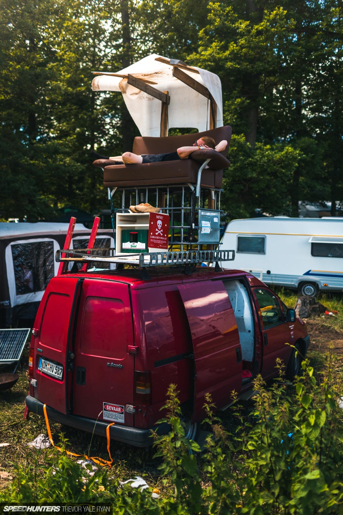 2019-Nurburgring-24-Hour-Fans-And-Camps_Trevor-Ryan-Speedhunters_051_6669