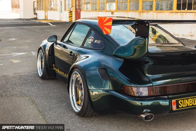 2019-Sunburst-964-Porsche-JDM-Style_Trevor-Ryan-Speedhunters_036_3822