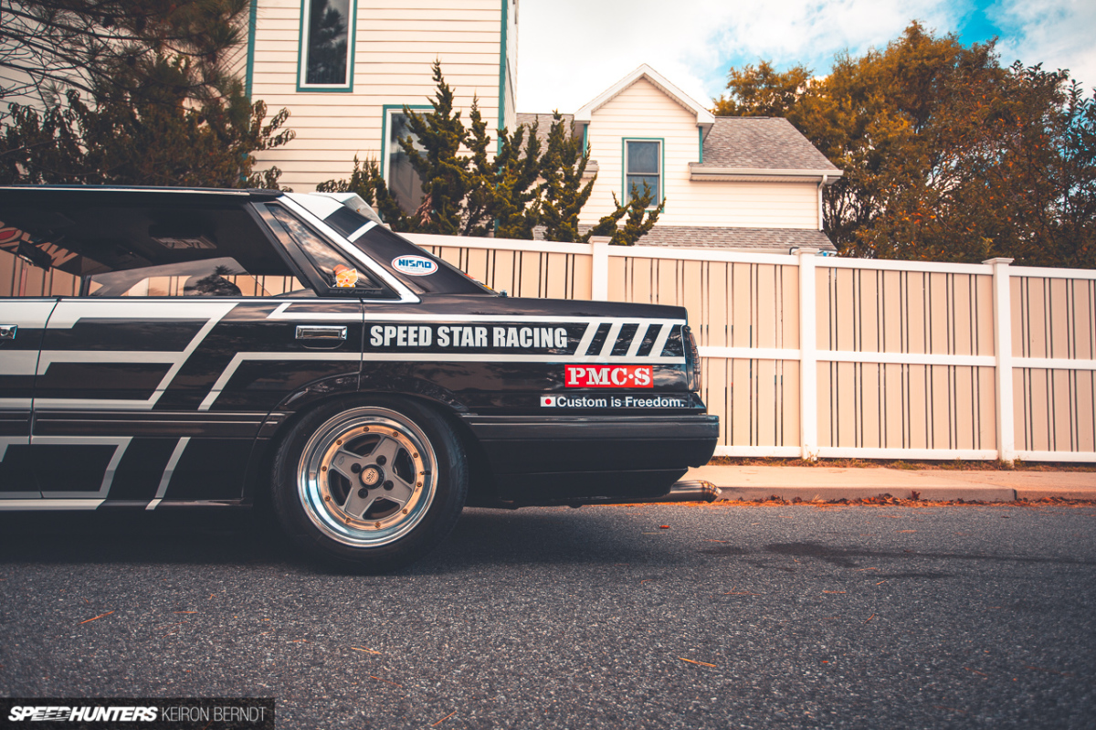 r31 skyline wheel offset