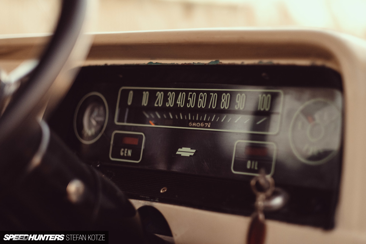 stefan-kotze-speedhunters-chevy-c10 (45)