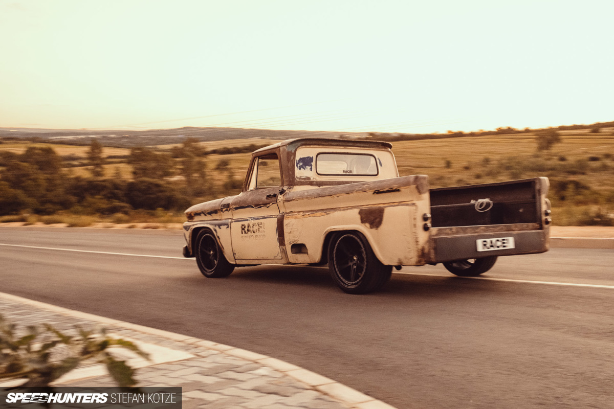 stefan-kotze-speedhunters-chevy-c10 (56)