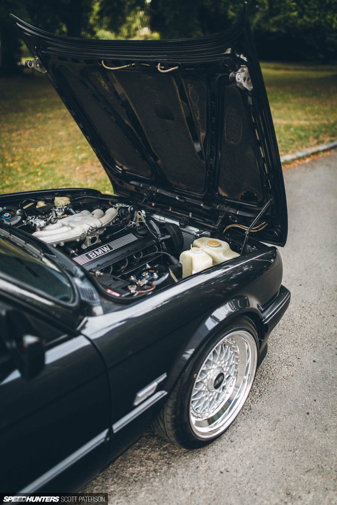 Speedhunters_BMW_E30_320_Scott_Paterson-23
